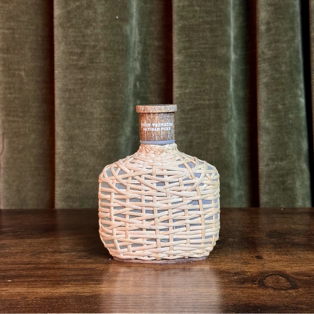 John Varvatos Artisan Pure Eau De Toilette 2.5 fl oz 75 ml